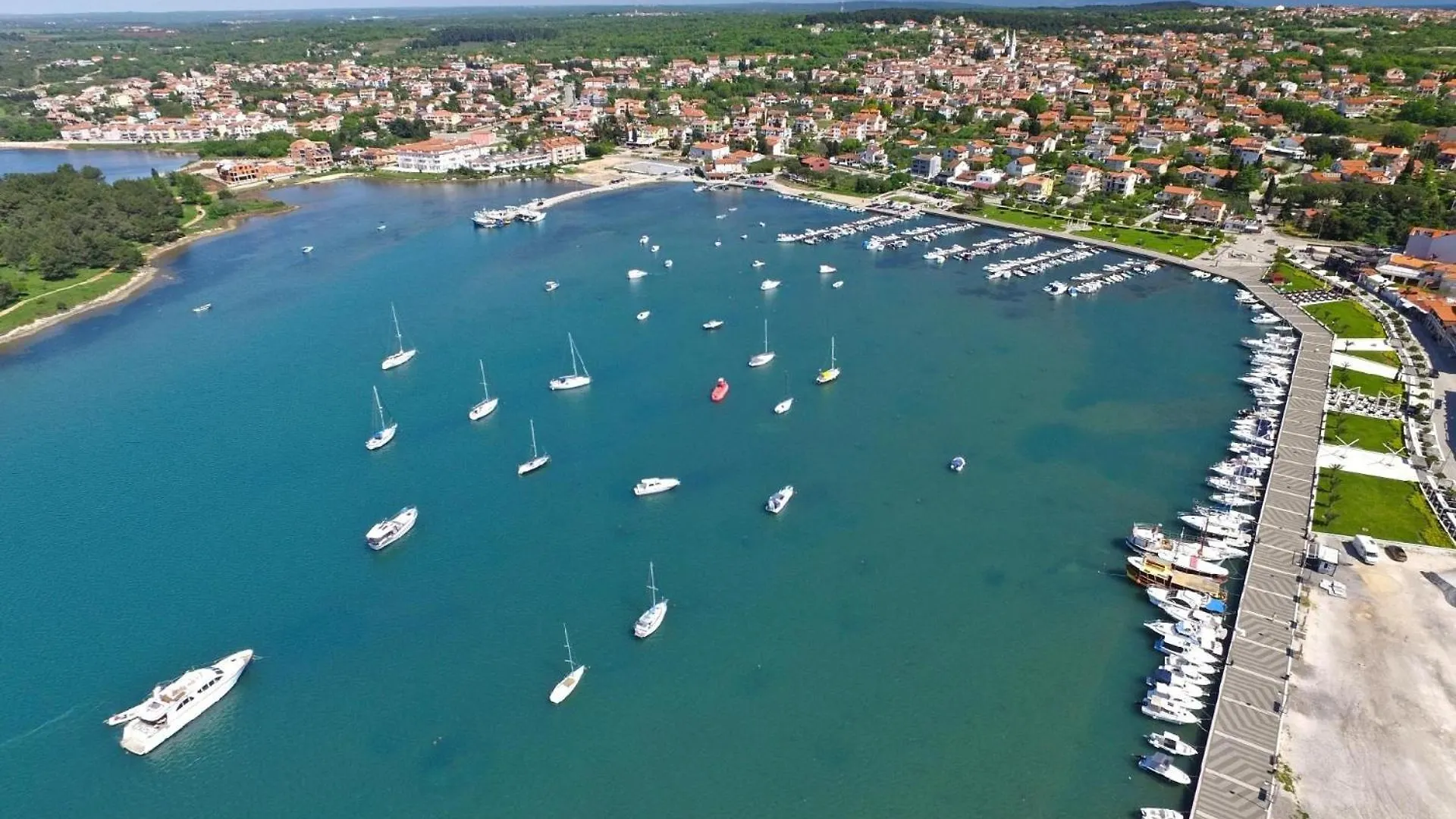 Ferienwohnung Fuer 7 Personen Ca 100 Qm In Medulin, Istrien Suedkueste Von Istrien Croatia